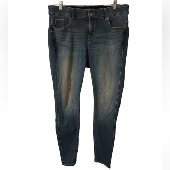 Torrid Jeans, Bombshell Skinny Jeans, Premium Stretch, Size: 18 - Picture 4 of 6